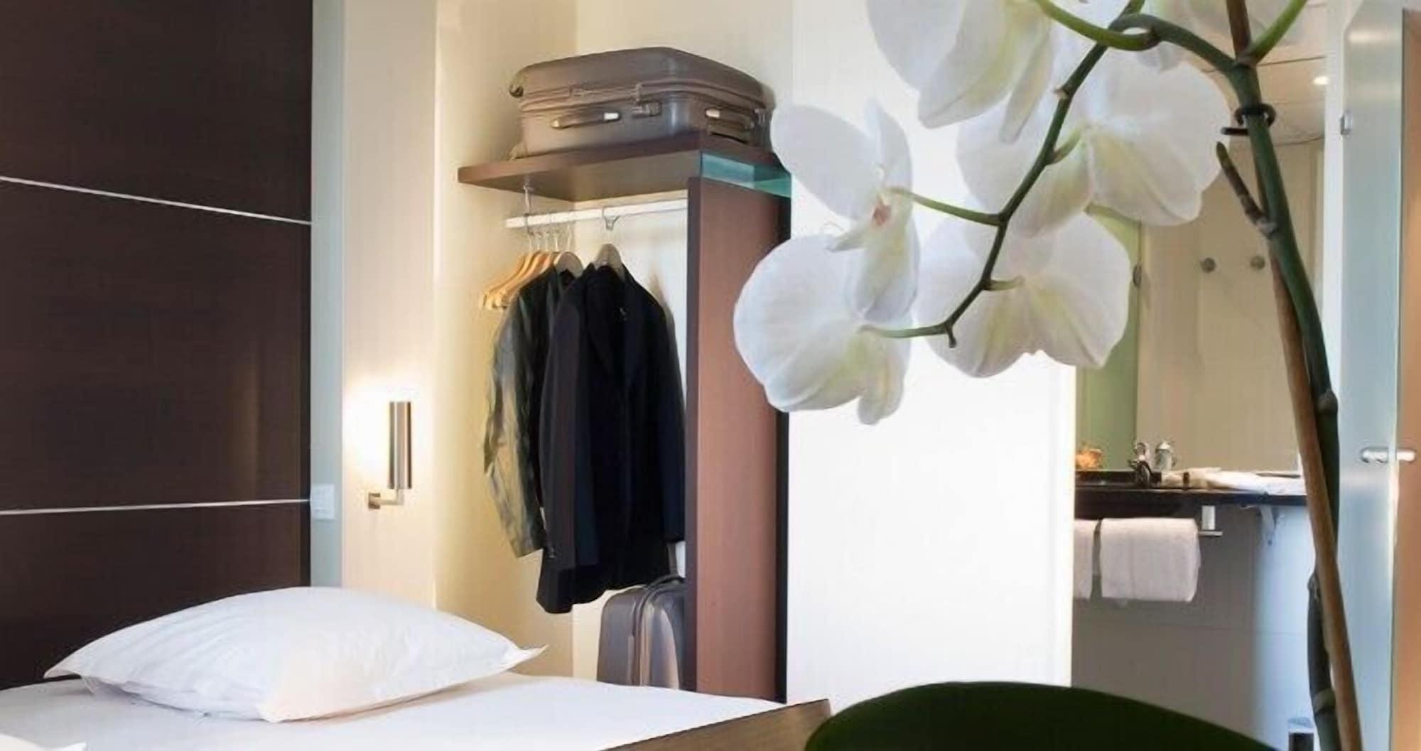Escale Oceania Rennes Cap Malo Hotel La Meziere Ngoại thất bức ảnh